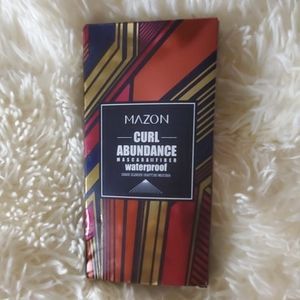 Mazon Curl abundance  mascara +fiber waterproof